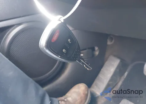 2015 Jeep Compass Sport из США, поврежденный, VIN 1C4NJDBBXFD208431